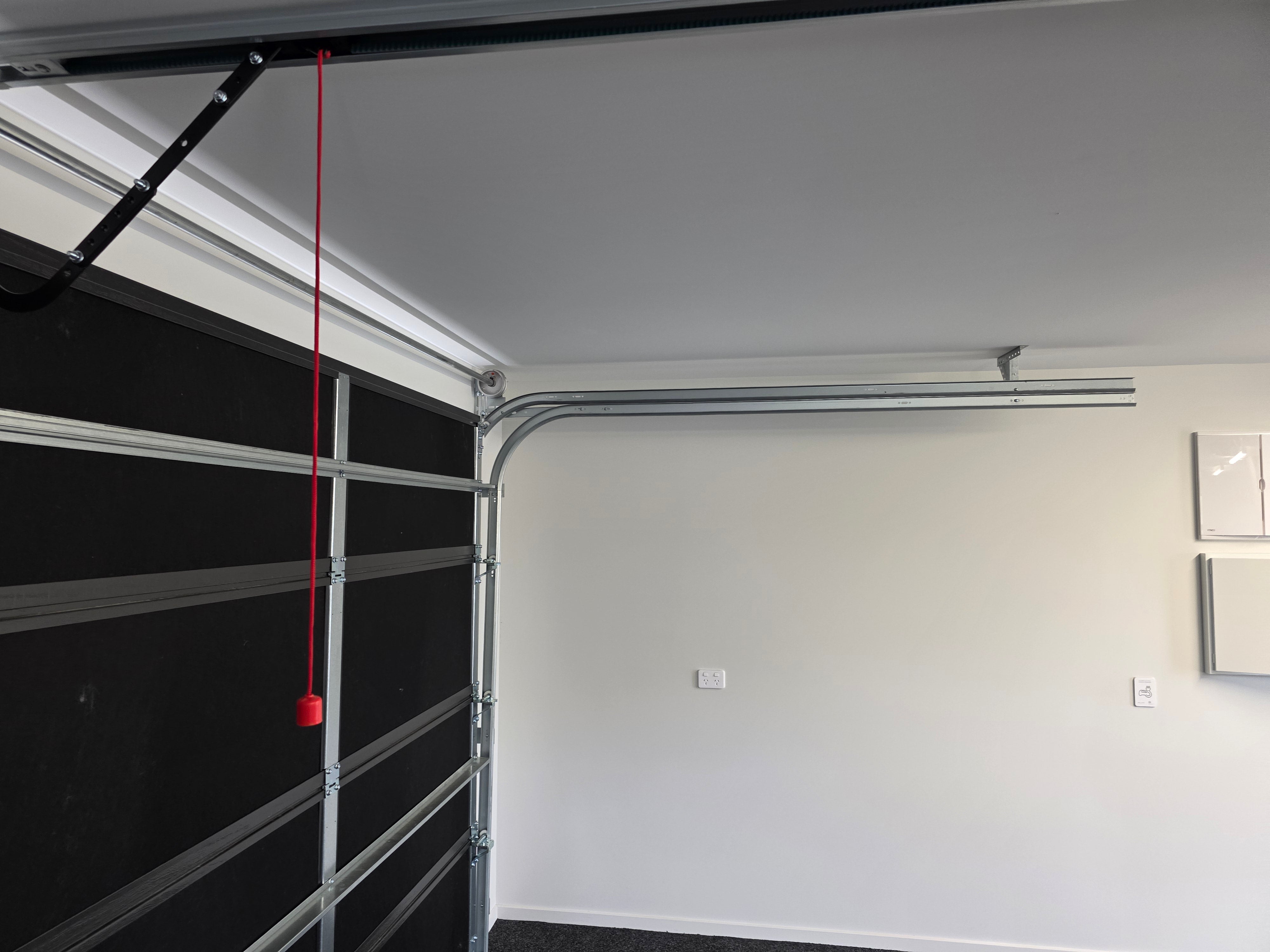 Low Headroom Kit for Sectional Door